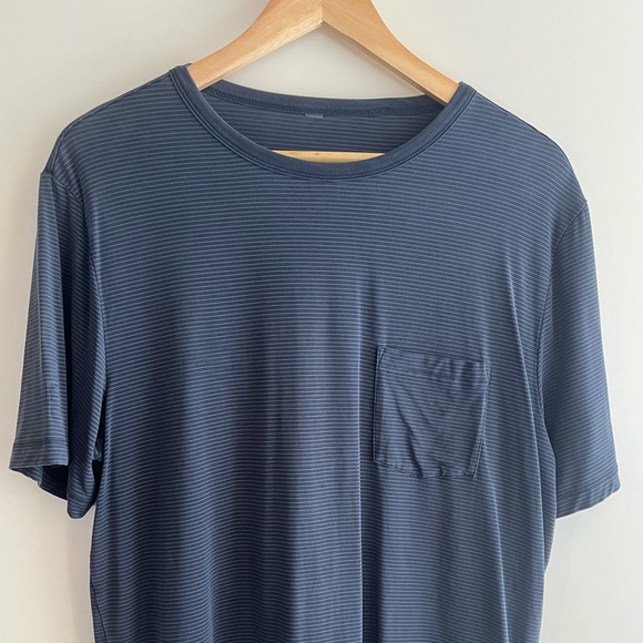 Vuori Mens Linear Tech Tee Ink L - Picture 7 of 12